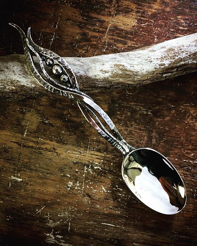 A very special teaspoon I had the pleasure of handcrafting for a collector! I was delighted to have been given full artistic licence within the specifications that makes a teaspoon a teaspoon. The collector also requested my hallmarks on the stem. This piece is officially the my first piece off the bench stamped with the 2017 date stamp! I thought this would be a special treat to someone who appreciates hallmarks! The spoon takes 1 metric teaspoon:) I based the design on the same theme as the EDGE2 exhibition "isthmus" representing the geological formation, sedimentary deposits and shaping of Bruny Islands Isthmus, Tasmania which is also my home. I imprinted areas with local fossils and the beaten areas represent the weather beaten rugged landscape. Definitely one of my new favourite pieces! I thoroughly enjoyed creating this!! @laurenharrisjewellery