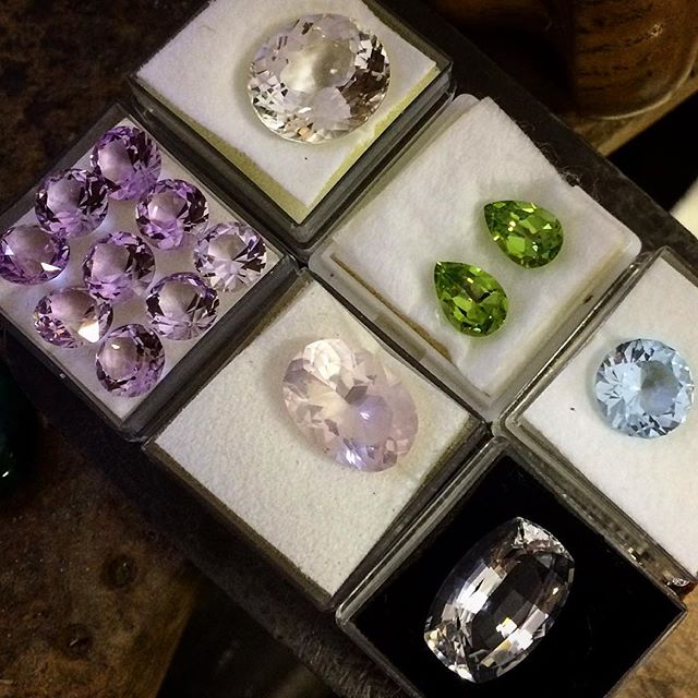 Such a tease!!! just some of the new gems I brought home from @dazlyngems at the Hobart Gem Show!! Such stunning quality material! Gotta finish my very special custom orders before I get to touch these so I better put them out of site out and out of mind?