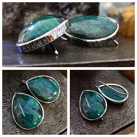 Chrysocolla in Quartz with Cuprite earrings. Textured and oxidised Sterling Silver. These are soooo comfortable! I want to keep them No!!!!! The first pair of earrings I have cut the stones for! They will be for sale as soon as I price them # rough stones from @campitos_sunrise_minerals