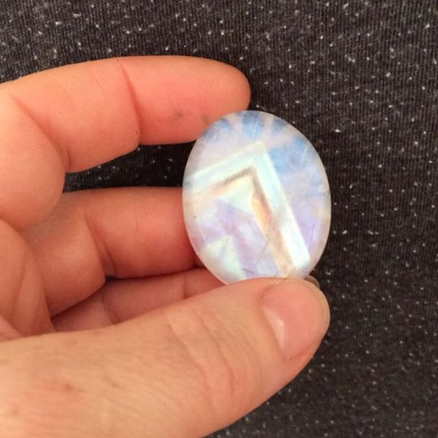 Check out the angular patterns in this beautiful high quality Rainbow Moonstone! So cool! I've never seen one quite like this before! #