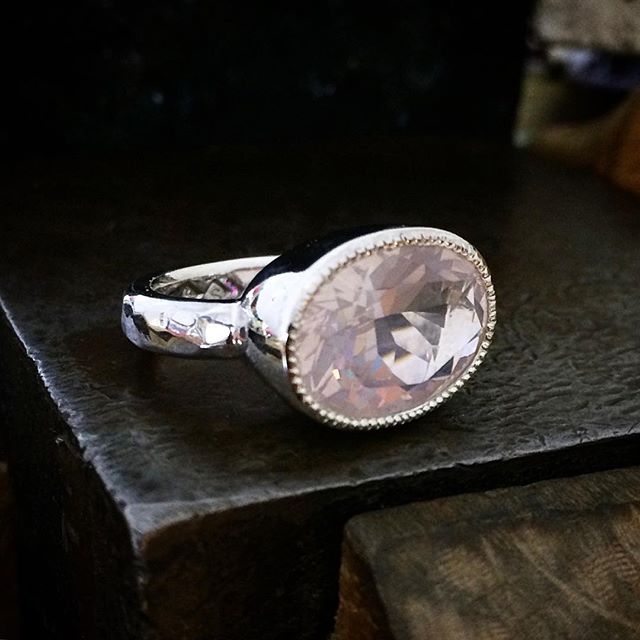 Antique inspired meets hand wrought! This pretty Rose Quartz is set in Sterling Silver with an individually hand beaded edge and a hammered band. on its way to @theempressandwolf