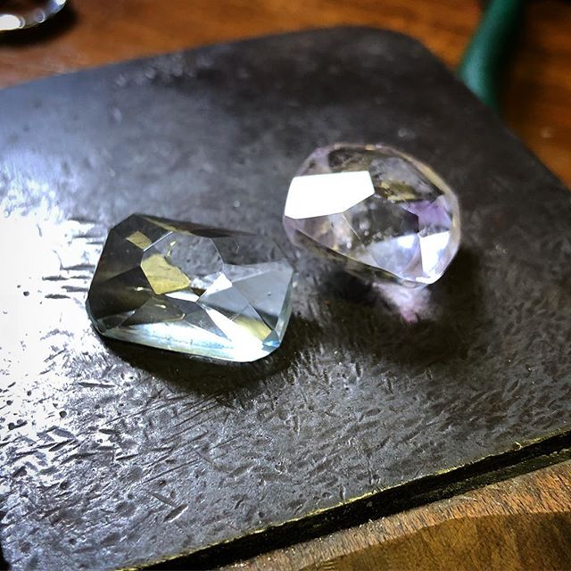 Trying my hand at a bit of free form faceting. This is very exciting for me! It’s something I have wanted to do for many years. I like to try to get into the minds of the ancient gemstone cutters and imagine what it would be like cutting each facet by hand without fancy machines. I’m very fortunate to have a machine to help me. It does looks pretty ancient but I’m so lucky to have come across it. I have no desire to make calibrated cuts though, I’ll leave that to the experts!! This is super fun! I love how the topaz on the left came out!!