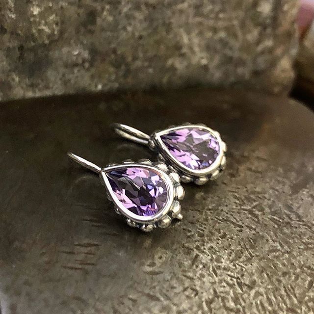 Loving Amethyst lately! pretty little earrings! Soon to arrive @peninsulagalleries in Red Hill Victoria